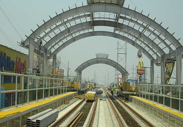 LRT Line 1 Roosevelt Station