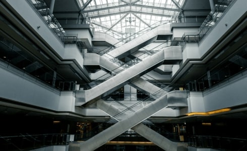 Structural Steel Applications in Shopping Malls