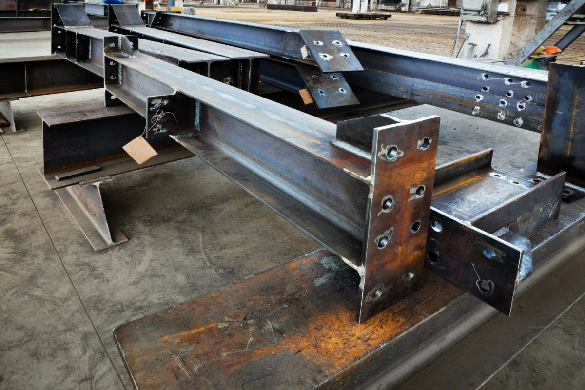 A Guide to Selecting Steel Beams in the Philippines