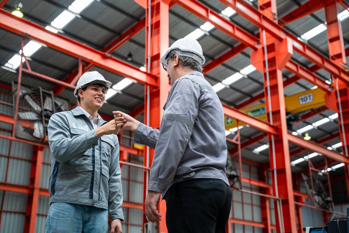 6 Common Challenges Contractors Face with Unreliable Steel Suppliers